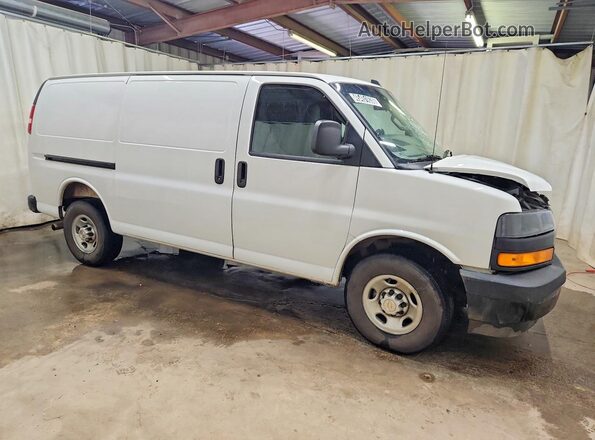 1GCWGAFPXS1270608 2025 CHEVROLET EXPRESS White Delantero derecho