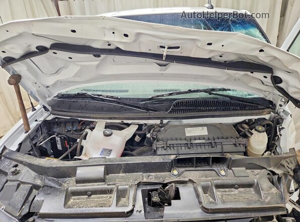 1GCWGAFPXS1270608 2025 CHEVROLET EXPRESS White Vista del compartimento del motor