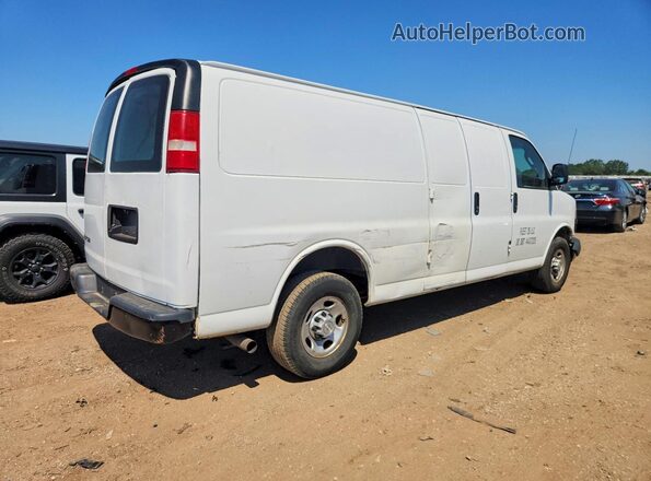 1GCWGBFP3K1154608 2019 CHEVROLET EXPRESS Белый Задняя правая четверть