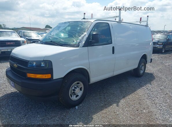 1GCZGGF76N1195846 2022 CHEVROLET EXPRESS Белый Передняя левая четверть