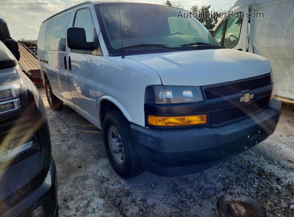 1GCZGGFP0M1178166 2021 CHEVROLET EXPRESS White Front right