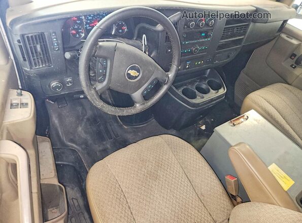 1GCZGGFP0M1178166 2021 CHEVROLET EXPRESS White Dashboard view