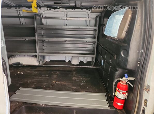 1GCZGGFP0M1178166 2021 CHEVROLET EXPRESS White Rear interior view