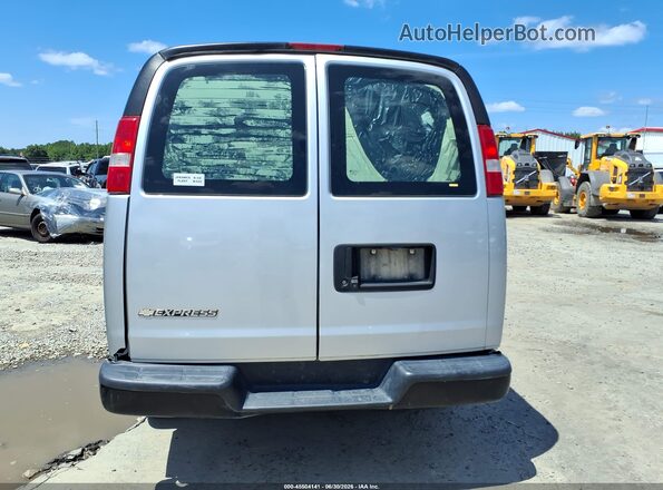 1GCZGHFG5J1313692 2018 CHEVROLET EXPRESS Silver 