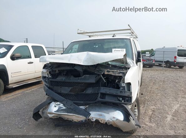 1GCZGHFP0P1109665 2023 CHEVROLET EXPRESS White Front view