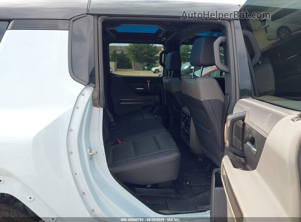 1GKB0NDEXSU101977 2025 GMC HUMMER EV SUV Light Blue Vista de la etiqueta del VIN