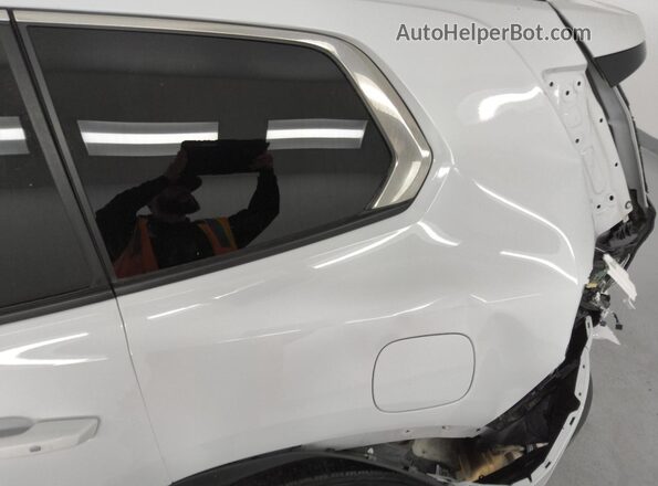 1GKENNKS5RJ200435 2024 GMC ACADIA White 