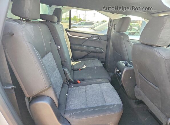 1GKENNRS9SJ246684 2025 GMC ACADIA White Rear seats view