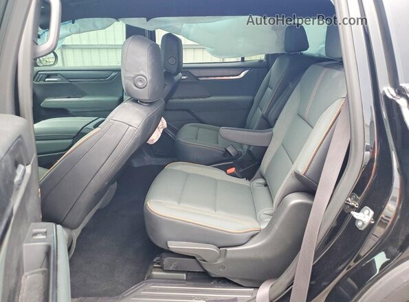 1GKENPKS2TJ178509 2026 GMC ACADIA Black Widok wnętrza z tyłu