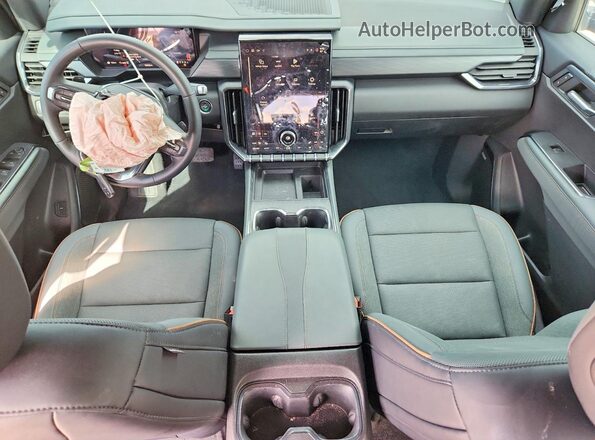 1GKENPKS3TJ115810 2026 GMC ACADIA Черный Вид панели приборов