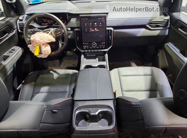 1GKENPRSXSJ203905 2025 GMC ACADIA Серебряный Вид панели приборов