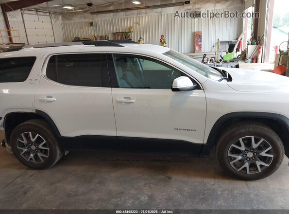 1GKKNKLS0LZ174853 2020 GMC ACADIA White Rear interior view
