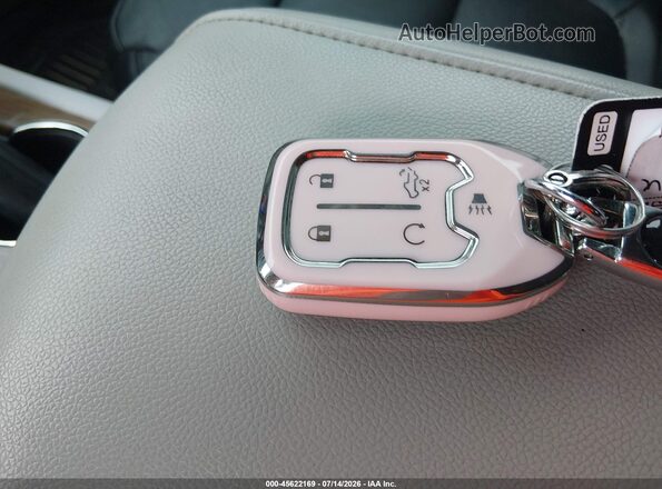 1GKKNLLS1JZ196251 2018 GMC ACADIA Серебряный Вид панели приборов