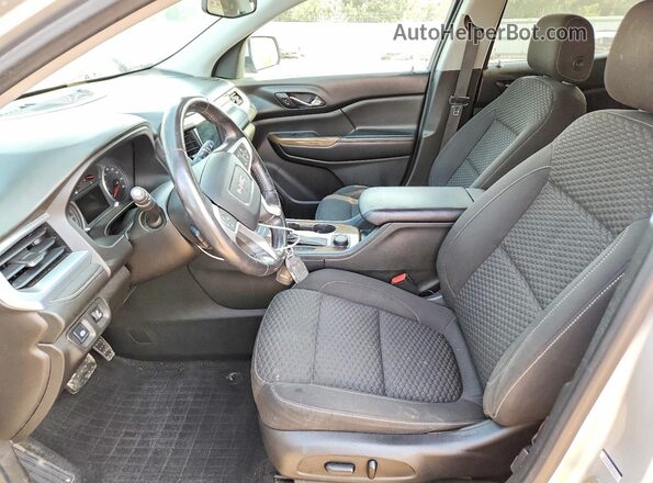 1GKKNLLSXHZ140206 2017 GMC ACADIA Серебряный Вид салона спереди