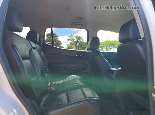1GKKNML47PZ209746 2023 GMC ACADIA White Vista interior trasera
