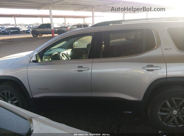1GKKNMLAXJZ200777 2018 GMC ACADIA Серебряный Вид задней части салона