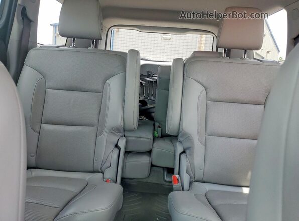 1GKKNMLS7JZ102606 2018 GMC ACADIA White Rear seats view