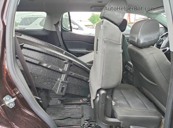1GKKNRLS3MZ108713 2021 GMC ACADIA Purple Vista interior trasera