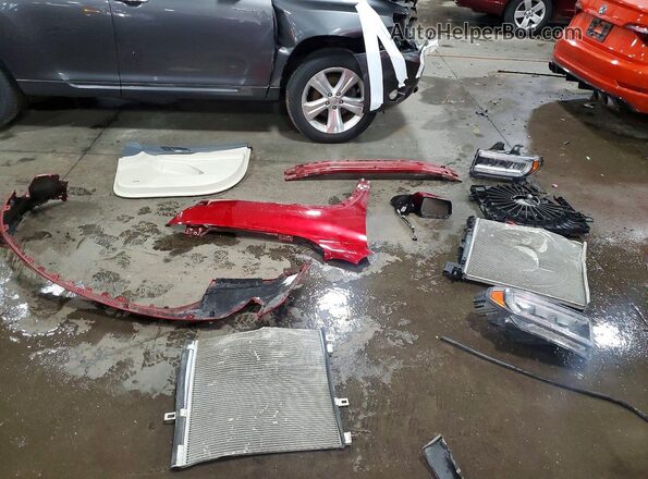 1GKKNXLS3MZ176269 2021 GMC ACADIA Red Engine compartment view
