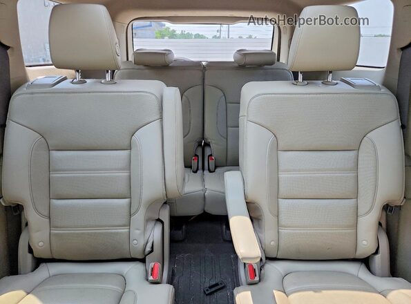 1GKKNXLSXKZ118950 2019 GMC ACADIA White უკანა სავარძლების ხედი