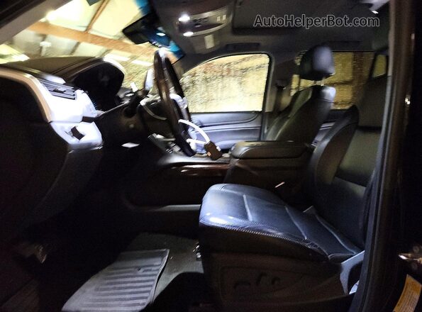 1GKS1BKC1JR215820 2018 GMC YUKON Black Вид салону спереду