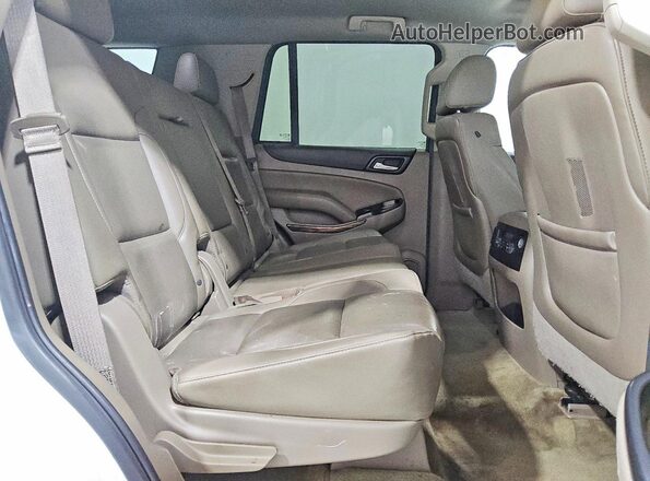 1GKS1BKC8GR450952 2016 GMC YUKON White უკანა სალონის ხედი