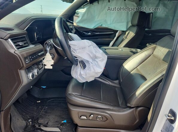 1GKS1DKL3MR154275 2021 GMC YUKON Белый Вид салона спереди