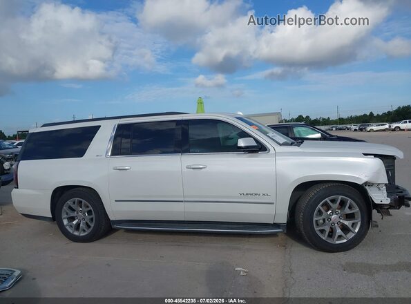 1GKS1GKC0JR395272 2018 GMC YUKON White Widok wnętrza 360 stopni