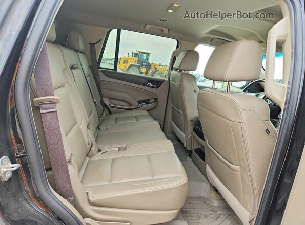 1GKS2BKC3JR277796 2018 GMC YUKON Black Rear interior view