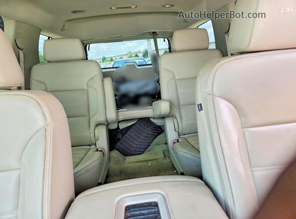 1GKS2CKJ5HR378689 2017 GMC YUKON White Вид задніх сидінь