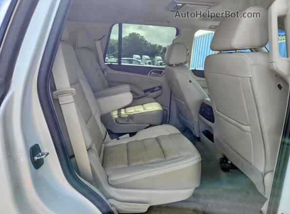 1GKS2CKJ7HR274270 2017 GMC YUKON White Vista interior trasera