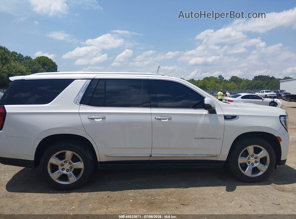 1GKS2DKL8MR205461 2021 GMC YUKON White Вид задньої частини салону