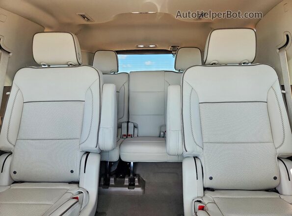 1GKS2DKL8PR240795 2023 GMC YUKON Белый Вид задних сидений