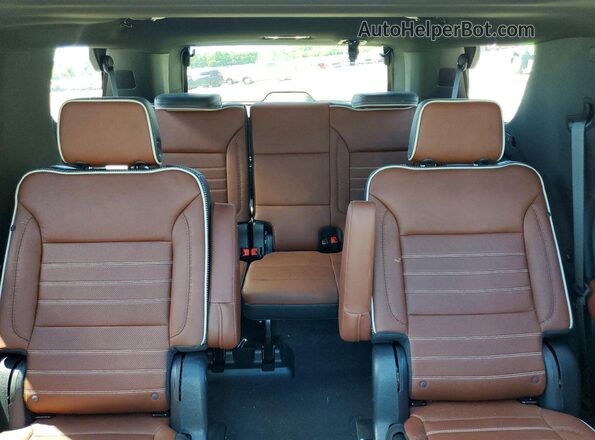 1GKS2EKL0PR354053 2023 GMC YUKON White Vista de los asientos traseros