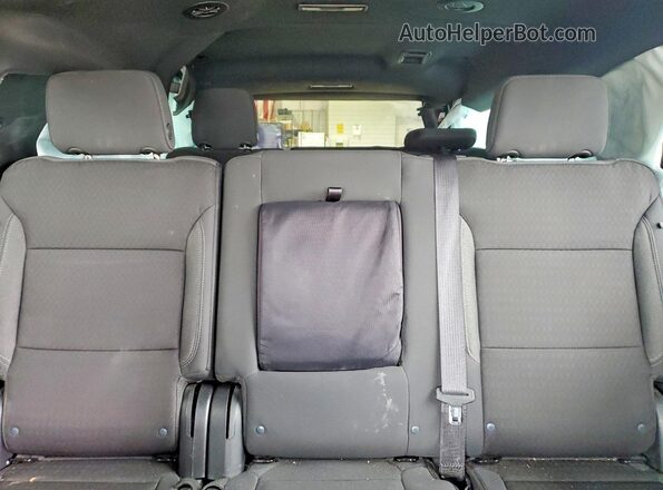 1GKS2FKDXRR307159 2024 GMC YUKON White Vista de los asientos traseros