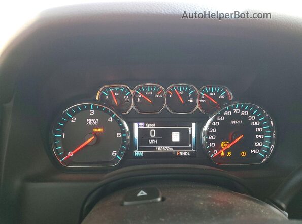 1GKS2GKC1JR332629 2018 GMC YUKON White Вид щитка приладів