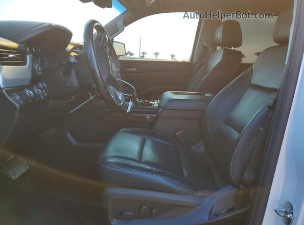 1GKS2GKC1JR332629 2018 GMC YUKON White Вид салону спереду