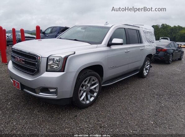1GKS2GKC2GR365907 2016 GMC YUKON Silver Vista tres cuartos delantera izquierda