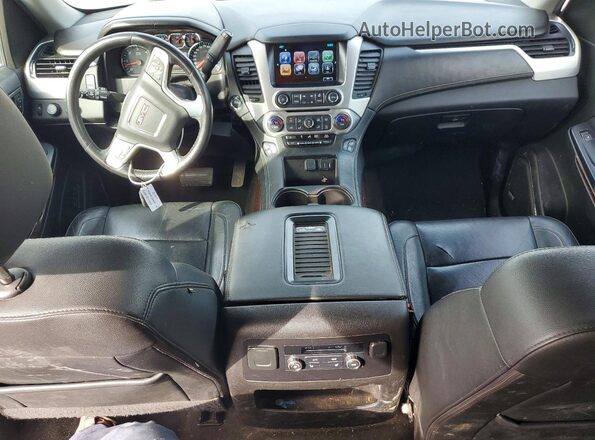1GKS2GKC2HR111115 2017 GMC YUKON Gold Widok deski rozdzielczej