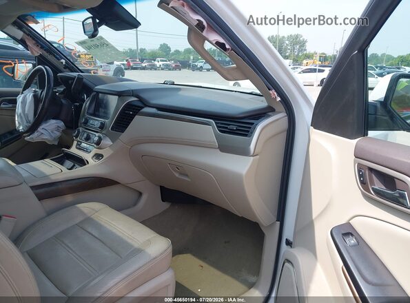 1GKS2HKJ8JR104079 2018 GMC YUKON White Front interior view