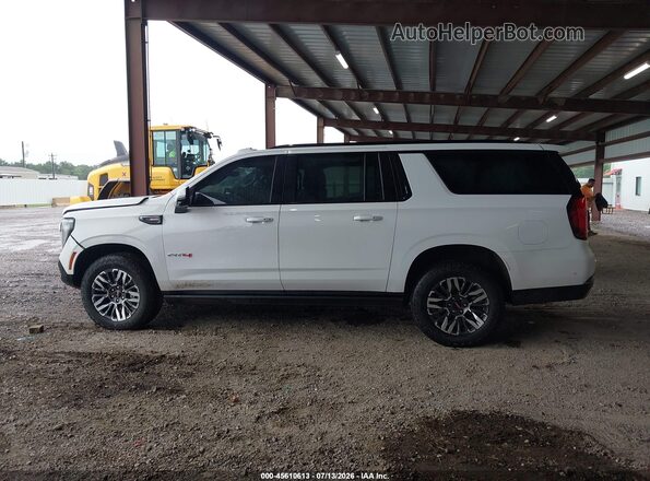 1GKS2HRD1SR324892 2025 GMC YUKON White 360 interior view
