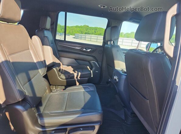 1GKS2JKL2MR411776 2021 GMC YUKON White Rear interior view