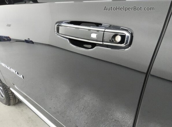 1GKS2JRL3SR164609 2025 GMC YUKON Черный 