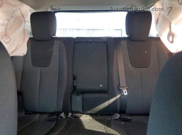1GNALCEK6GZ100169 2016 CHEVROLET EQUINOX Silver Rear seats view