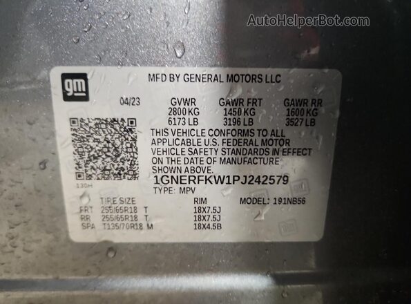 1GNERFKW1PJ242579 2023 CHEVROLET TRAVERSE Серебряный Панорамный вид салона 360°