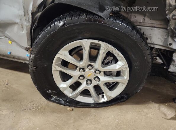 1GNERFKW1PJ242579 2023 CHEVROLET TRAVERSE Серебряный 