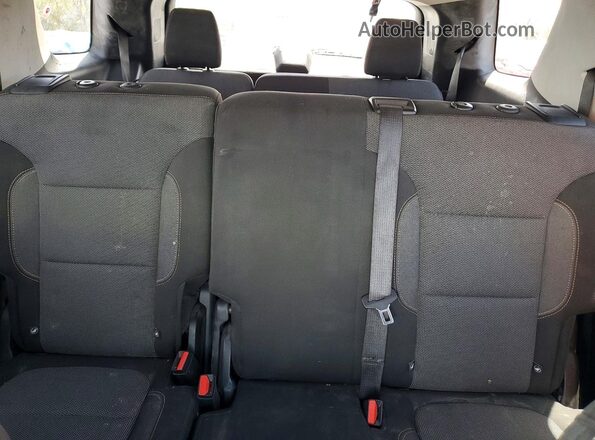 1GNERFKWXLJ276823 2020 CHEVROLET TRAVERSE Black Widok tylnych siedzeń