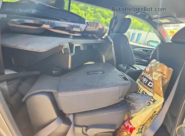 1GNERGKS2RJ174038 2024 CHEVROLET TRAVERSE Silver Rear interior view