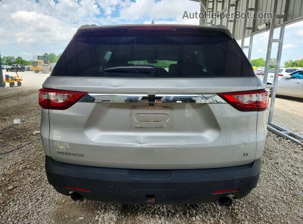 1GNERGKW3LJ211592 2020 CHEVROLET TRAVERSE Silver Rear view