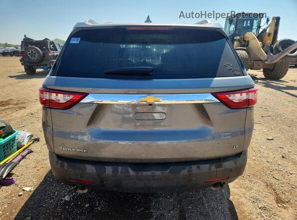 1GNERGKW4JJ142960 2018 CHEVROLET TRAVERSE Серый Вид сзади